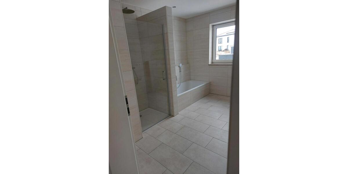 Erdgeschoßwohnung Bissingen - 3 Zimmer, 80 m&sup2;, 950&euro; | Angebot:25715421