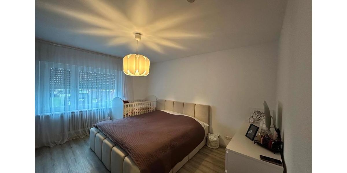 Etagenwohnung Grenzach-Wyhlen Wyhlen - 4 Zimmer, 92 m&sup2;, 1.300&euro; | Angebot:26448468