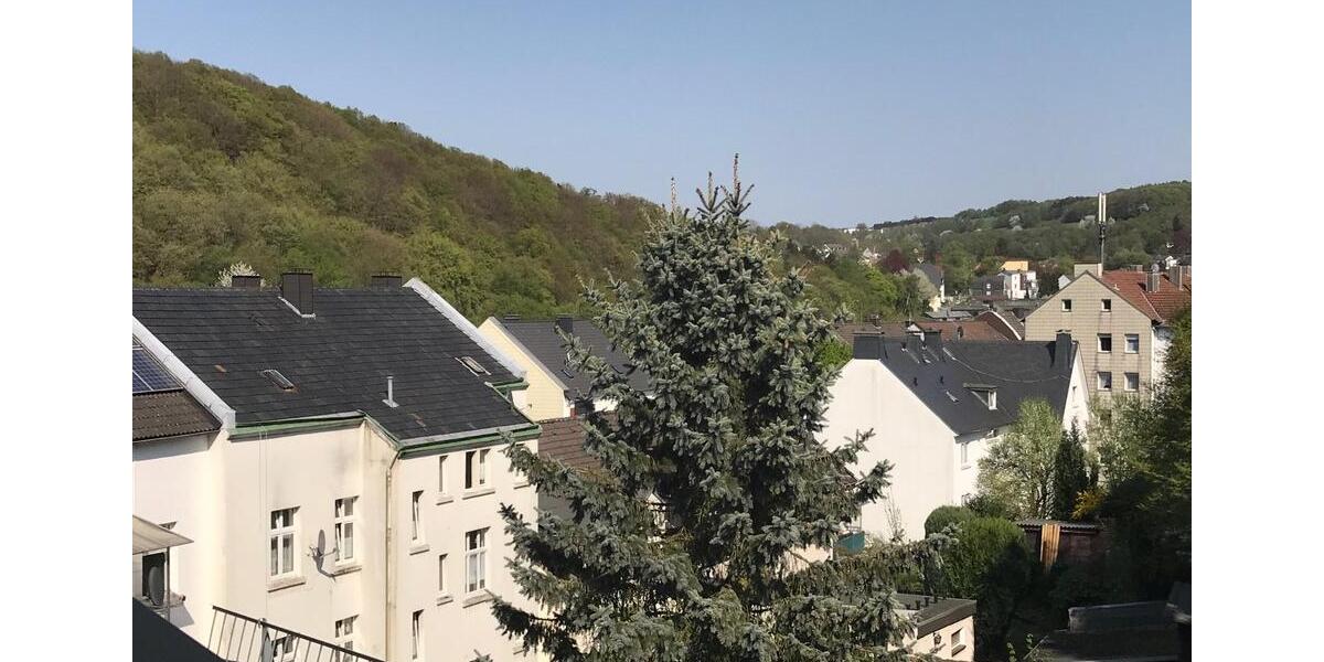 Dachgeschoßwohnung Ennepetal - 4 Zimmer, 900&euro; | Angebot:23531984