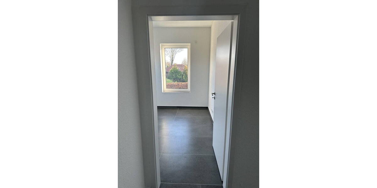 Etagenwohnung Barßel - 5 Zimmer, 92 m&sup2;, 900&euro; | Angebot:25984373