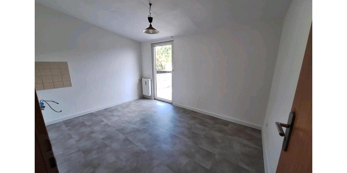 Dachgeschoßwohnung Trier Nord - 2 Zimmer, 57 m&sup2;, 720&euro; | Angebot:26625019