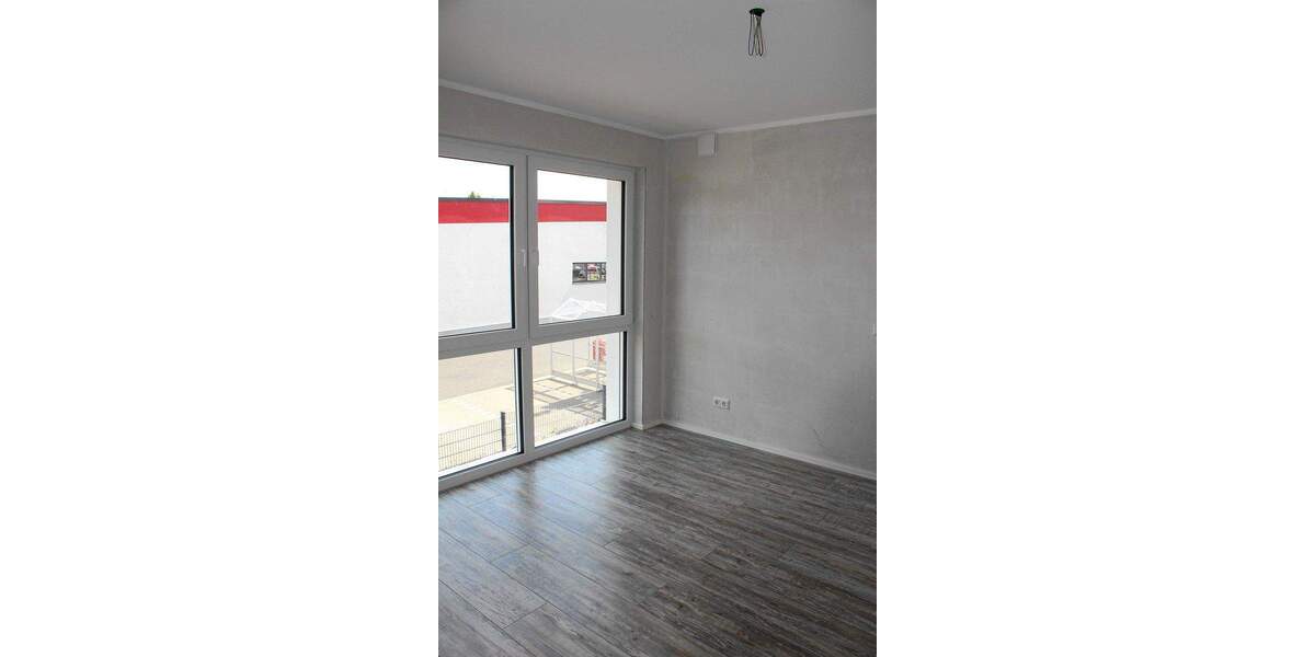 Etagenwohnung Königswinter Thomasberg - 3 Zimmer, 94 m&sup2;, 1.240&euro; | Angebot:25780275