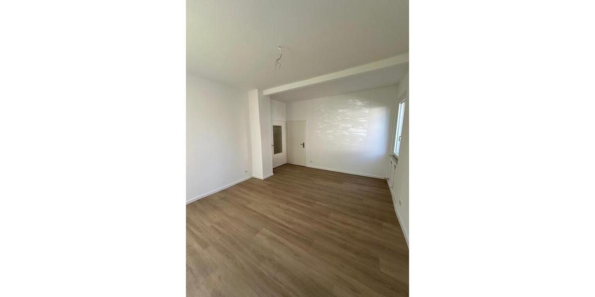 Erdgeschoßwohnung Nürnberg Holzheim - 3 Zimmer, 83 m&sup2;, 1.150&euro; | Angebot:26423277