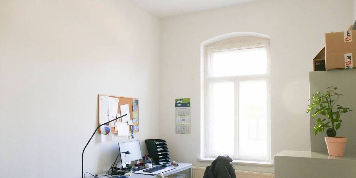 Gewerbeobjekt Reichenbach im Vogtland Reichenbach - 8 Zimmer, 196 m&sup2;, 985&euro; | Angebot:24028588