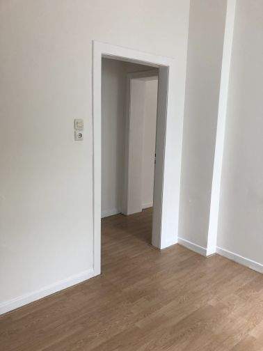 Etagenwohnung Duisburg Marxloh - 2 Zimmer, 50 m&sup2;, 375&euro; | Angebot:25770035
