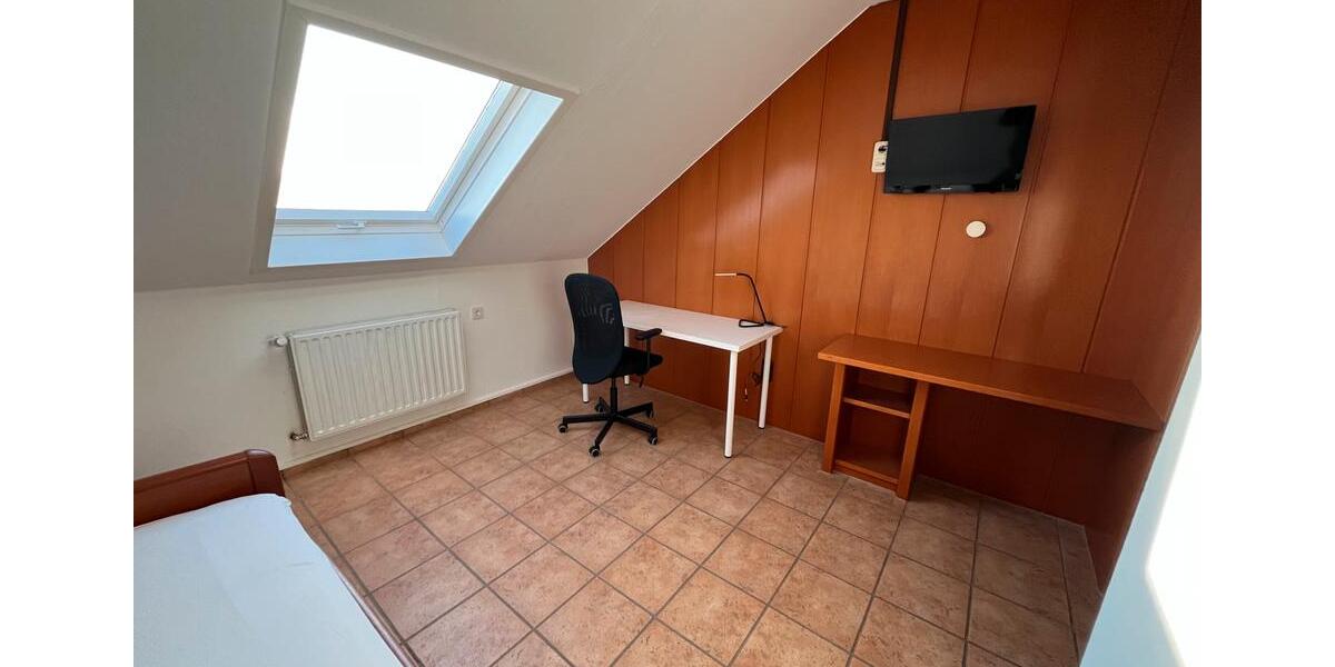 Wohnen auf Zeit Söhrewald - 9 Zimmer, 14 m&sup2;, 450&euro; | Angebot:24662676