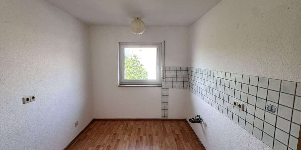 Etagenwohnung Schrozberg - 3 Zimmer, 80 m&sup2;, 500&euro; | Angebot:27088329