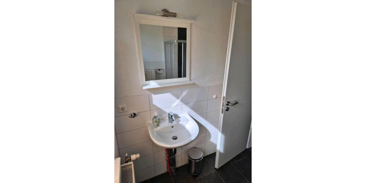 Wohnen auf Zeit Hohenaspe - 6 Zimmer, 20 m&sup2;, 15&euro; | Angebot:26224171
