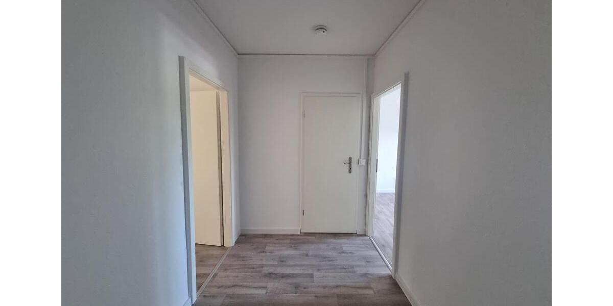 Etagenwohnung Magdeburg Alt Olvenstedt - 3 Zimmer, 69 m&sup2;, 490&euro; | Angebot:26636544