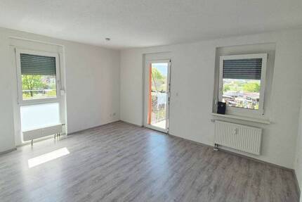 Wohnung Singen (Hohentwiel) Singen - 2 Zimmer, 61 m&sup2;, 740&euro; | Angebot:26641451