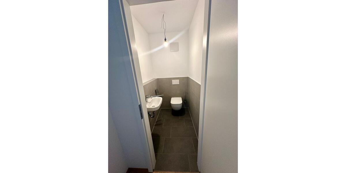 Wohnen auf Zeit Stutensee - 7 Zimmer, 197 m&sup2;, 560&euro; | Angebot:26587110