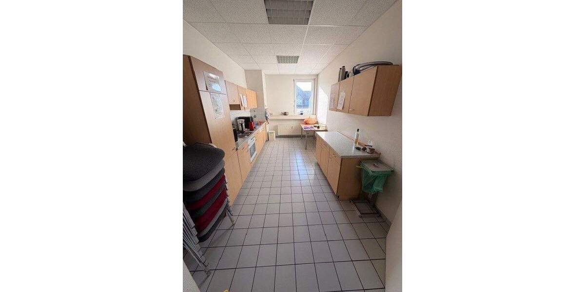 Gewerbeobjekt Fürth Südstadt - 5 Zimmer, 362 m&sup2;, 3.620&euro; | Angebot:25674927