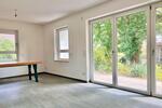 Exklusives Einfamilienhaus - kernsaniert, Garten, Garage & EBK
