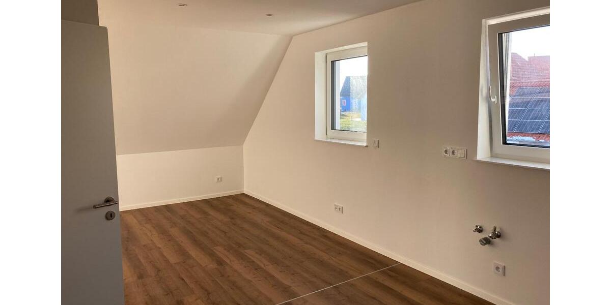 Dachgeschoßwohnung Neusitz - 2.5 Zimmer, 60 m&sup2;, 720&euro; | Angebot:25416895