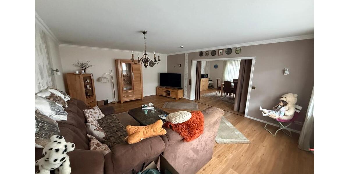 Etagenwohnung Bebra - 5 Zimmer, 138 m&sup2;, 850&euro; | Angebot:26548800
