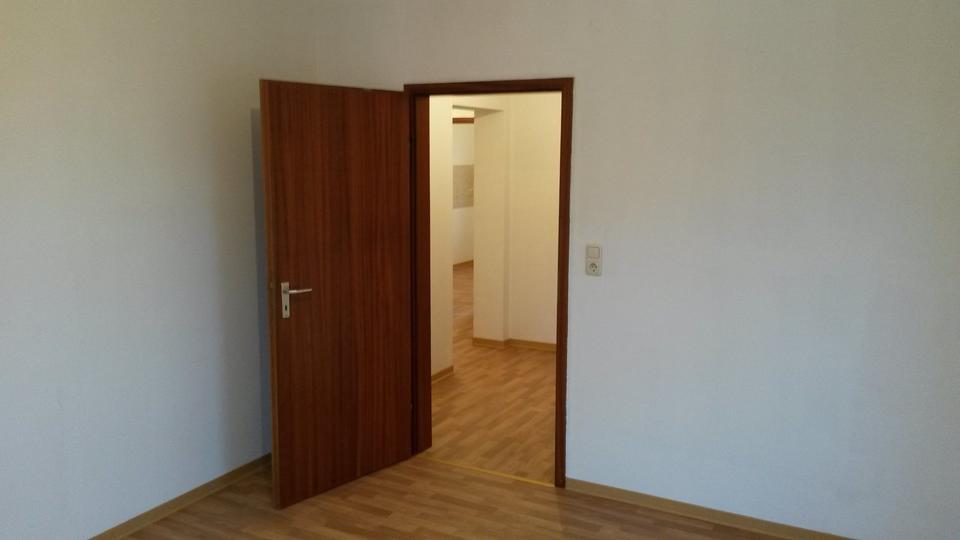 Etagenwohnung Maßbach - 3 Zimmer, 72 m&sup2;, 530&euro; | Angebot:26602911