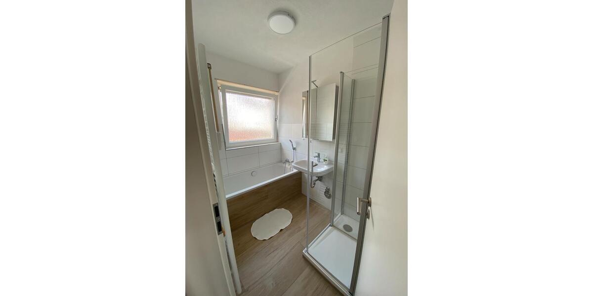 Wohnen auf Zeit Stuttgart Zuffenhausen - 3 Zimmer, 40 m&sup2;, 670&euro; | Angebot:25549565