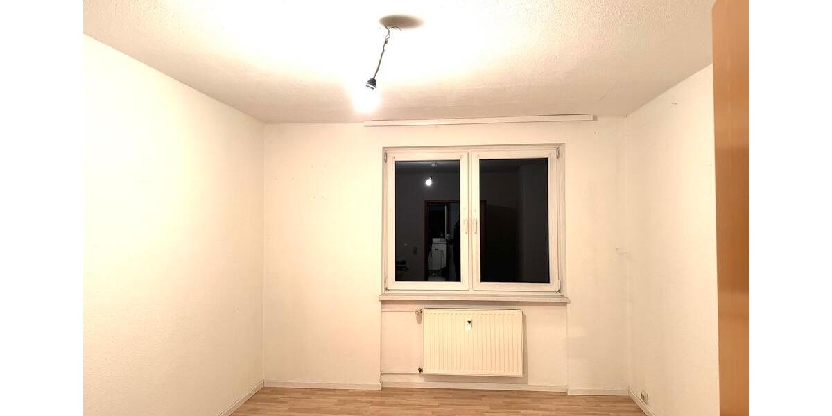 Frisch renovierte schöne 3ZKB Balkon Wohnung Röderhof Halberstadt 3 zimmer