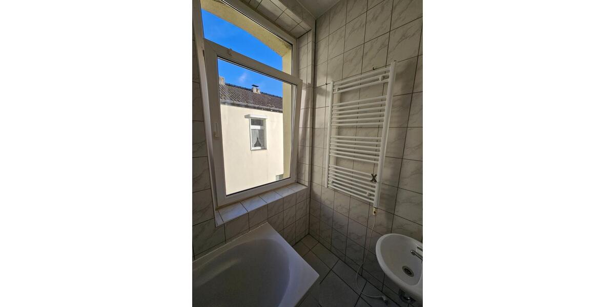 Etagenwohnung Mönchengladbach Süd - 1 Zimmer, 25 m&sup2;, 250&euro; | Angebot:25217907