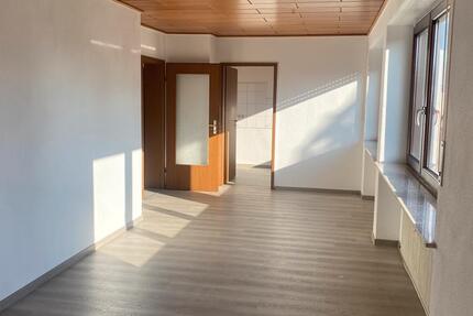 Wohnung Rothenburg ob der Tauber - 3 Zimmer, 89 m&sup2;, 700&euro; | Angebot:26033211