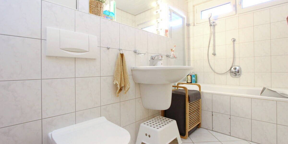 Etagenwohnung Kaltenkirchen - 3 Zimmer, 100 m&sup2;, 1.100&euro; | Angebot:26292102