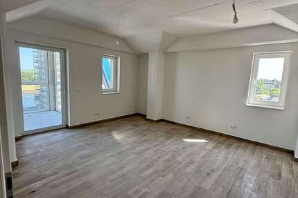 Wohnung zum Mieten in Magdeburg 715 € 57 m² 2 zimmer