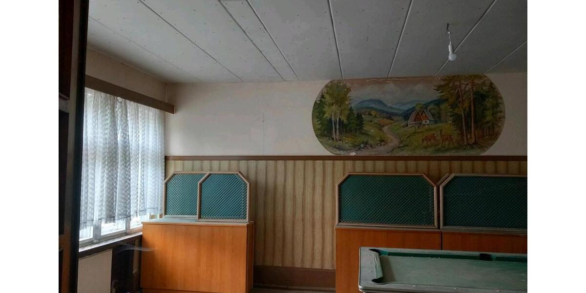 Etagenwohnung Auerbach - 4 Zimmer, 190 m&sup2;, 300&euro; | Angebot:24745168