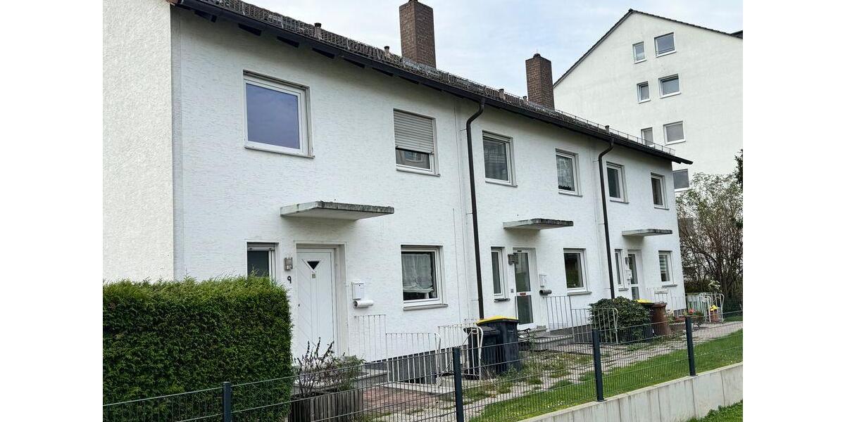 Reihenhaus Kassel Niederzwehren - 4 Zimmer, 106 m&sup2;, 1.350&euro; | Angebot:26288451