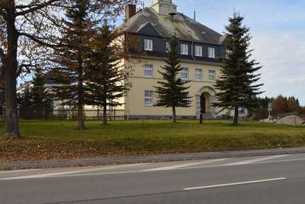 Wohnung zum Mieten in Marienberg 403,62 € 76.88 m² 4 zimmer