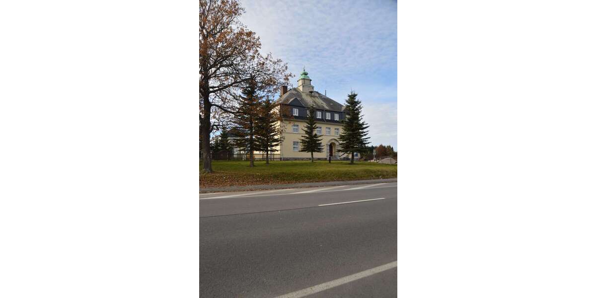 Wohnung zum Mieten in Marienberg 403,62 € 76.88 m² 4 zimmer