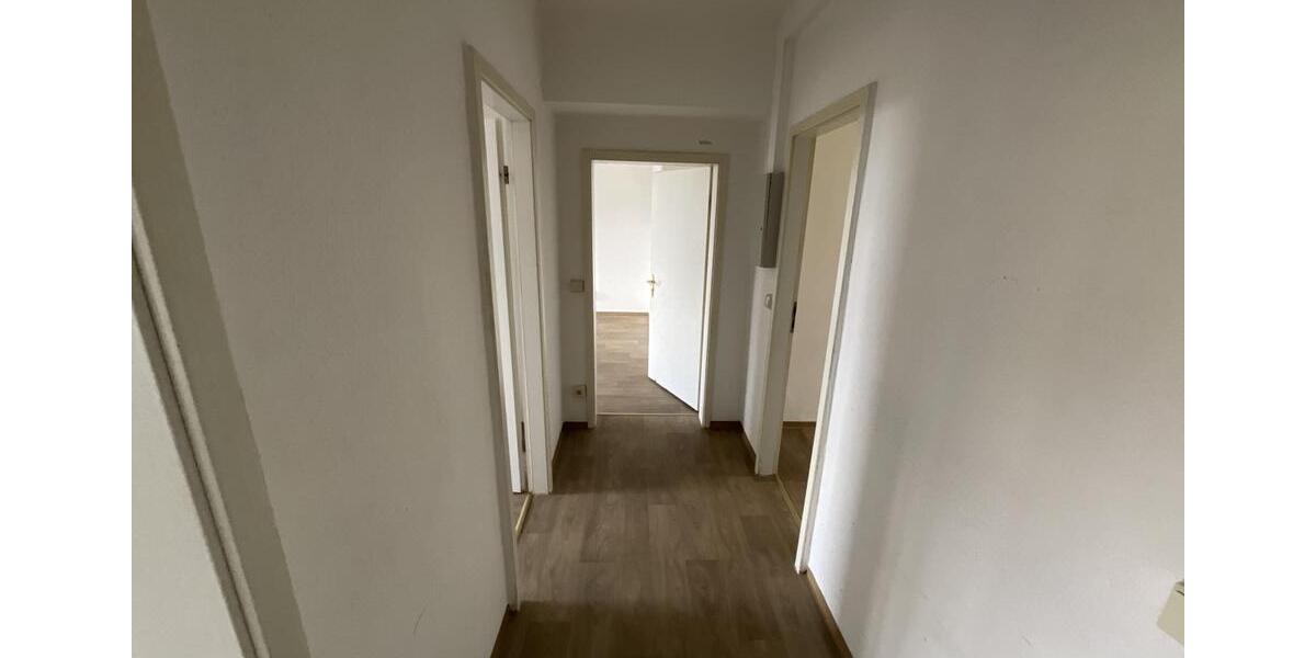 Etagenwohnung Suhl - 4 Zimmer, 75 m&sup2;, 543&euro; | Angebot:26181169