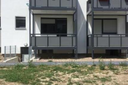 Schöne, 2-Zimmer-Erdgeschosswohnung in saniertem Haus! zimmer