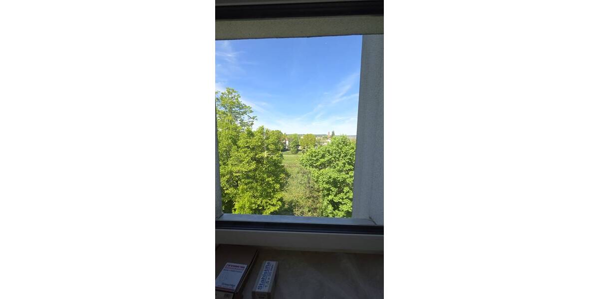 Etagenwohnung Landshut West - 4 Zimmer, 100 m&sup2;, 1.200&euro; | Angebot:26542811
