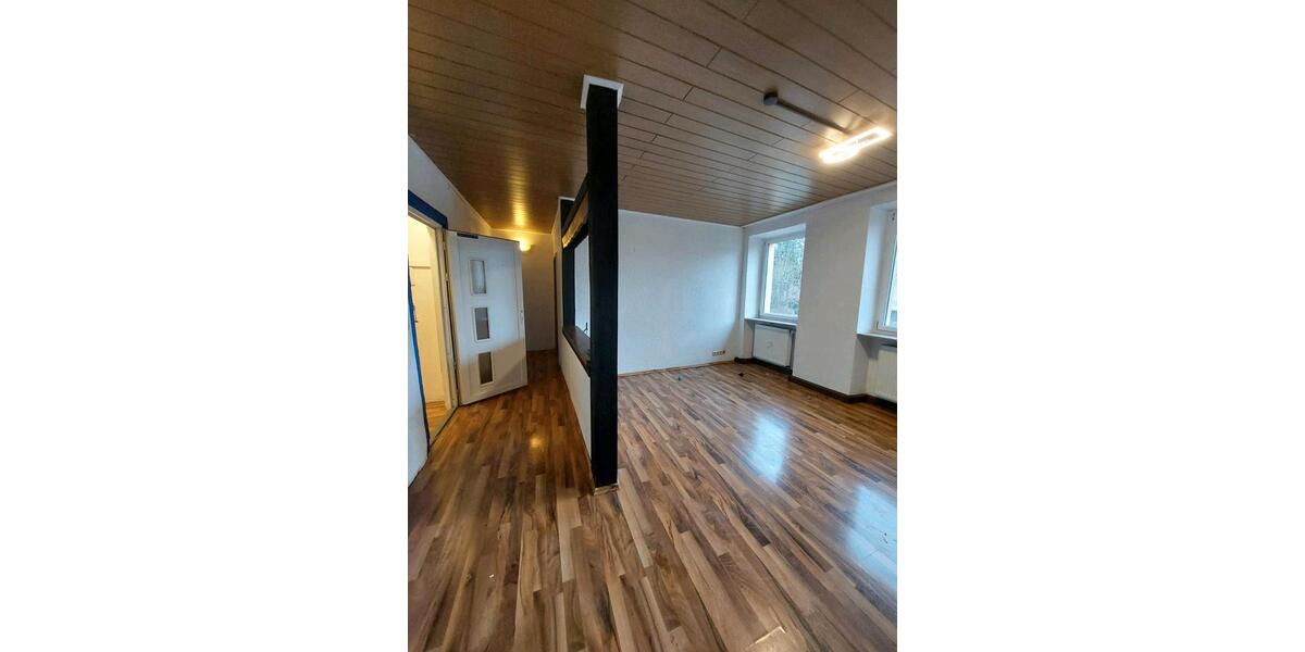 Etagenwohnung Ottweiler - 3 Zimmer, 80 m&sup2;, 650&euro; | Angebot:24819234