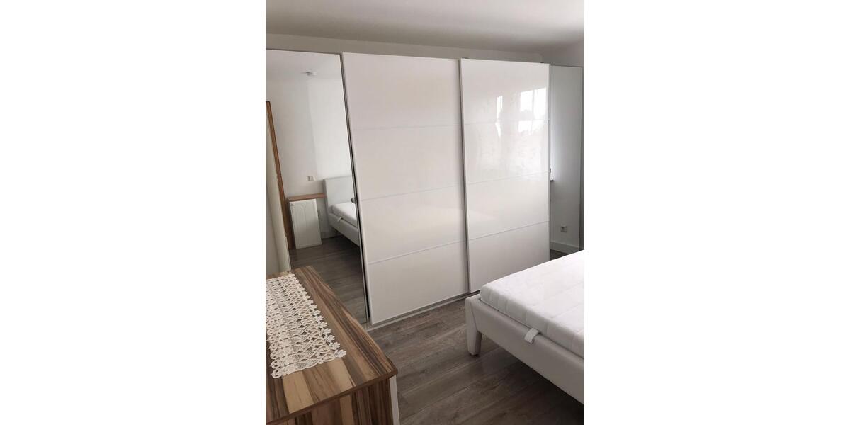 Dachgeschoßwohnung Langenfeld (Rheinland) - 2 Zimmer, 50 m&sup2;, 550&euro; | Angebot:26532481