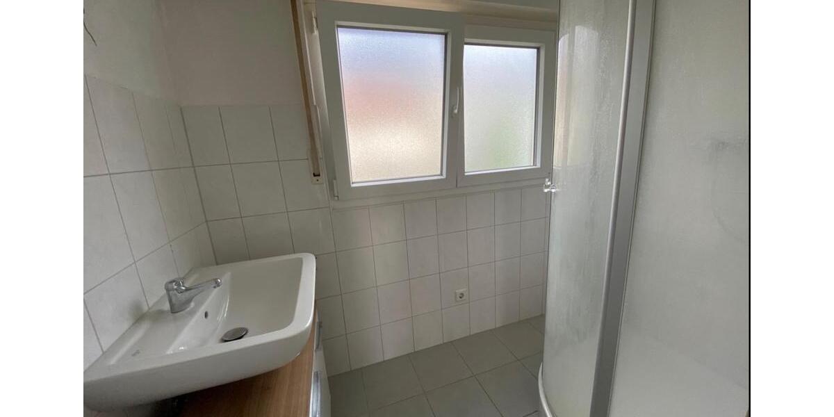 Dachgeschoßwohnung Altbach - 2 Zimmer, 61 m&sup2;, 700&euro; | Angebot:25062019