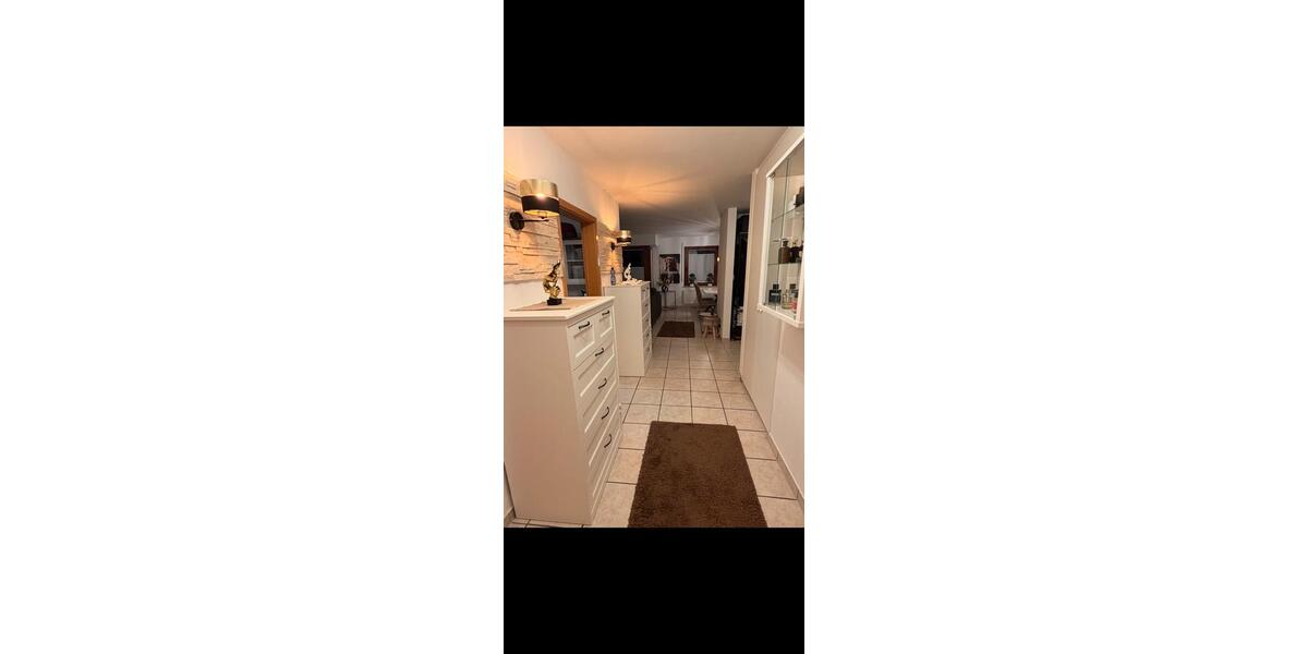 Hochparterre Solingen Aufderhöhe - 2 Zimmer, 72 m&sup2;, 850&euro; | Angebot:26656165
