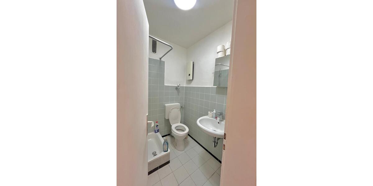 Etagenwohnung Eschborn - 1 Zimmer, 30 m&sup2;, 710&euro; | Angebot:26637466