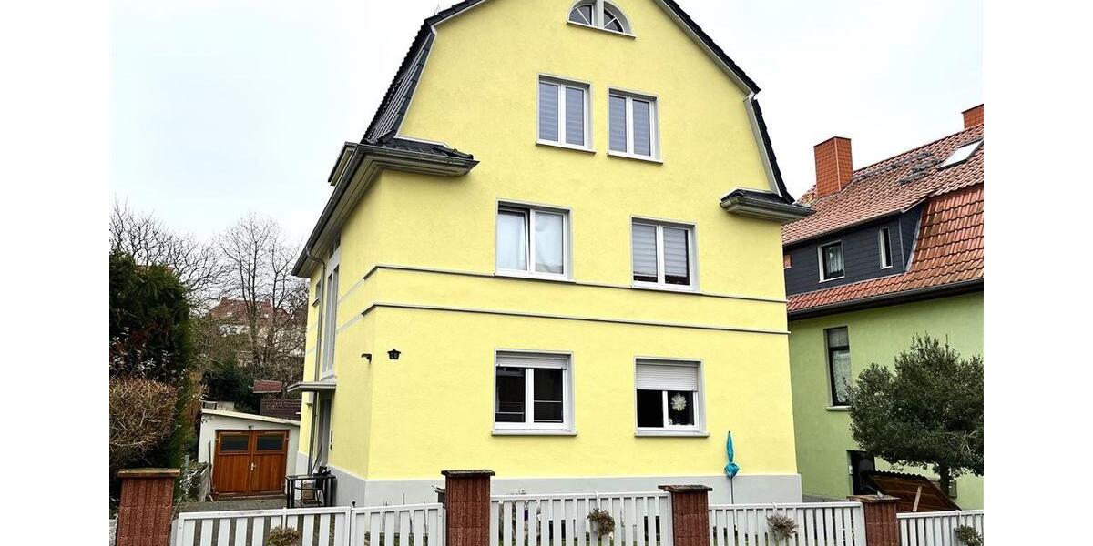 4-Raum-Wohnung mit Balkon in gepflegtem Dreifamilienhaus – Ebertstraße, Eisenach 4 zimmer