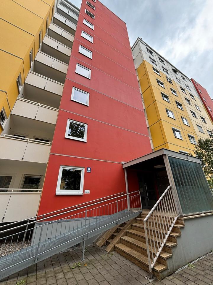 Neu renovierte und möblierte WG in München