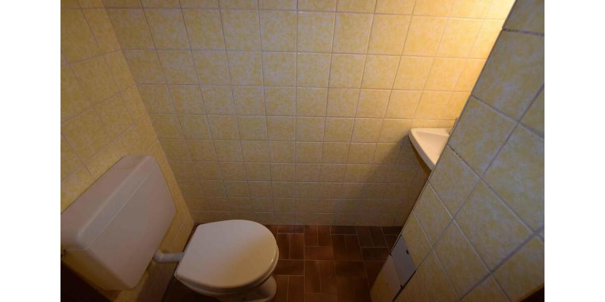 Erdgeschoßwohnung Hameln - 4 Zimmer, 145 m&sup2;, 1.015&euro; | Angebot:22598294