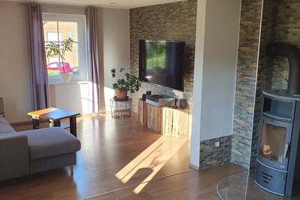 Wohnen auf Zeit Rinteln - 2 Zimmer, 104 m&sup2;, 300&euro; | Angebot:26725343