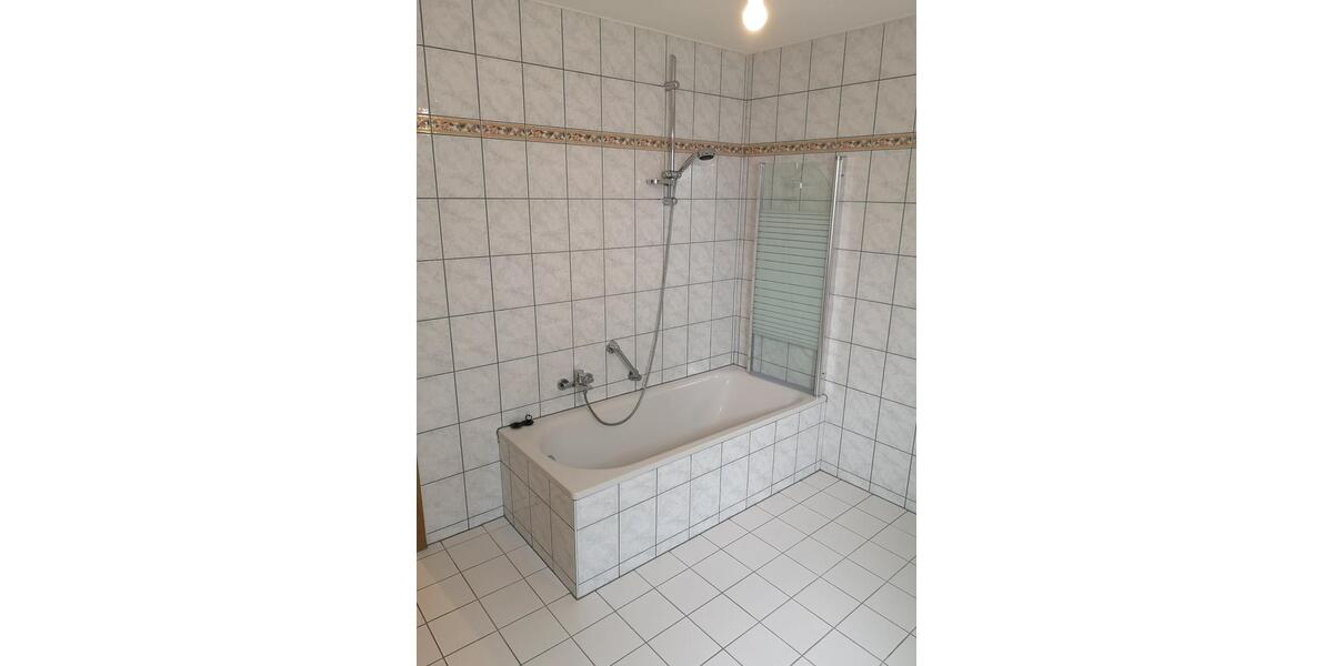 Etagenwohnung Neufahrn in Niederbayern - 2 Zimmer, 55 m&sup2;, 500&euro; | Angebot:25086729