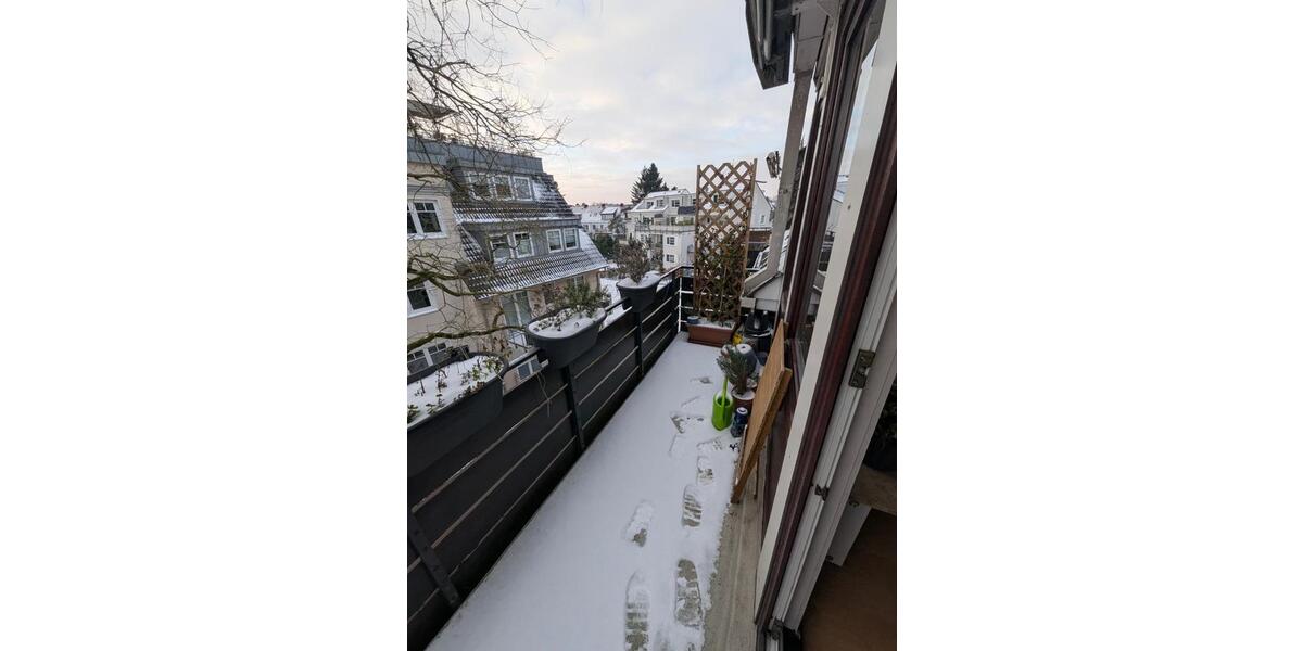 Dachgeschoßwohnung Bremen Schwachhausen - 3 Zimmer, 67 m&sup2;, 835&euro; | Angebot:25482036