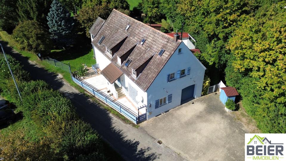 Einfamilienhaus Gunzenhausen - 8 Zimmer, 184 m&sup2;, 2.050&euro; | Angebot:24679181