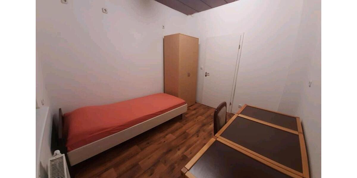 Zimmer in WG Wohnung in Celle, 20 min. bis Hannover, Lüneburg 4 zimmer