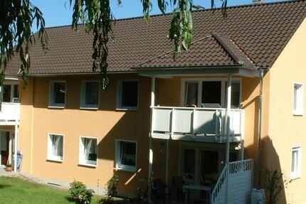 Schöne 2 Zimmer Wohnung mit Balkon zimmer