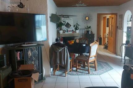 4 Zimmer EG Wohnung in Grüningen zimmer