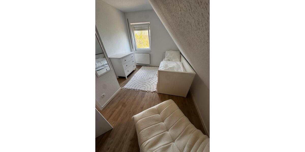 Wohnen auf Zeit Oldenburg Bloherfelde - 3 Zimmer, 12 m&sup2;, 400&euro; | Angebot:26167744