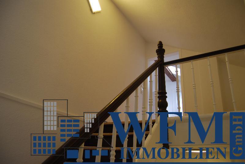 Etagenwohnung Neumünster - 5 Zimmer, 190 m&sup2;, 1.550&euro; | Angebot:26604565